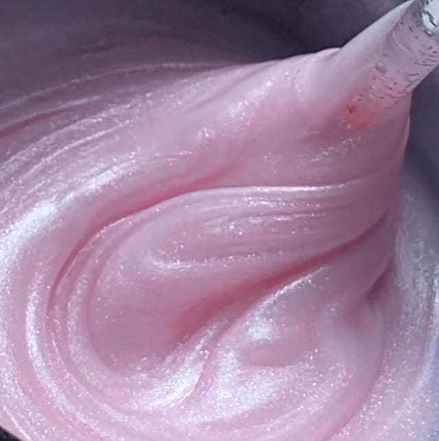 ✨ Milky Glow – Builder Gel