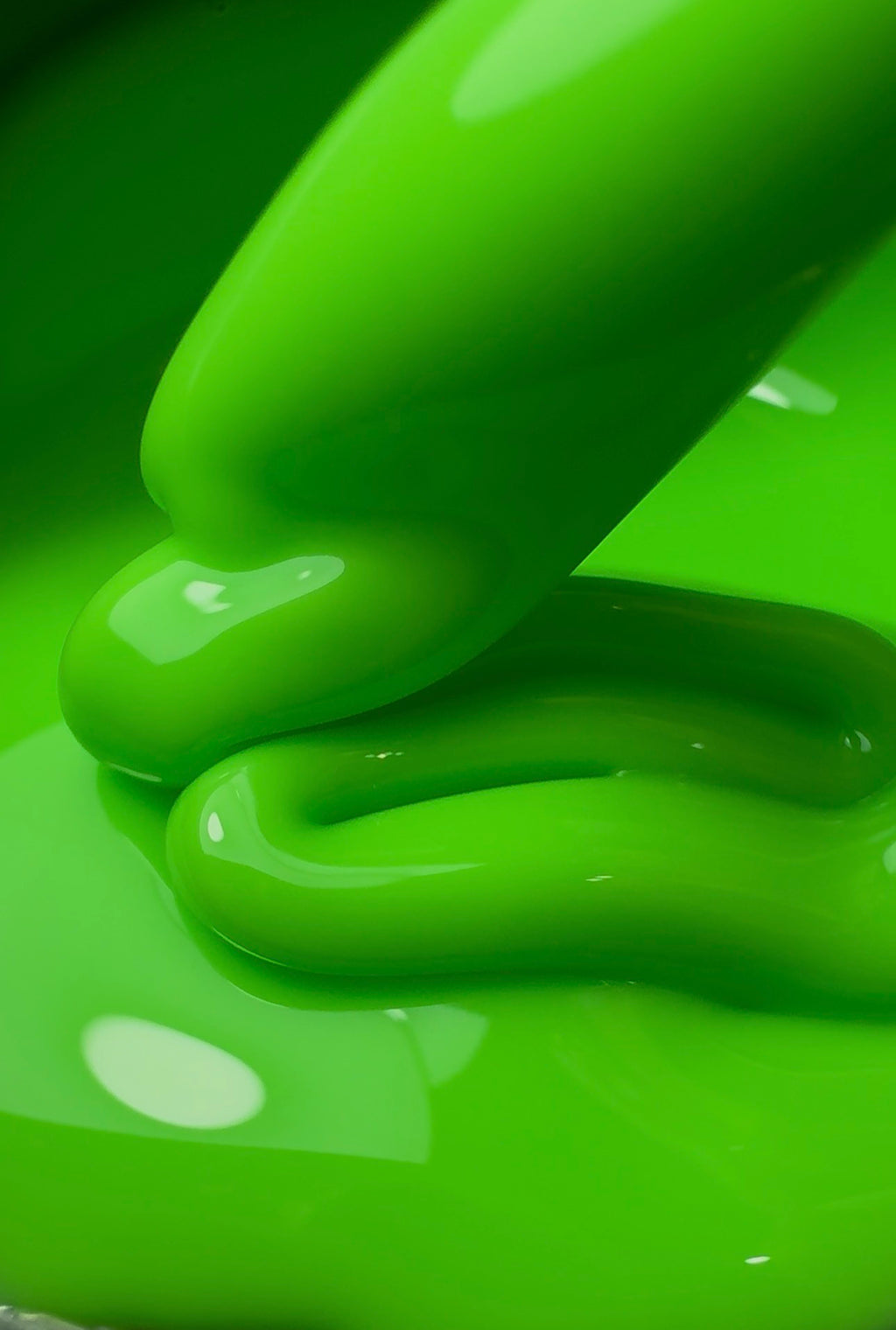 Neon Heat Collection – Electric Green Builder Gel 30g ⚡💚